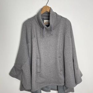 UGG Women’s Gray Pichot Fleece Lined Kangaroo Pocket Poncho Cape sz xs/s